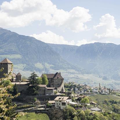 Schloss Tirol