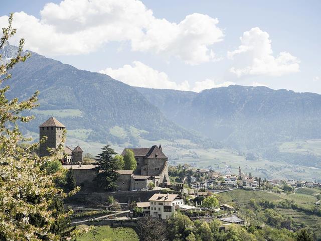 Tirolo e il suo omonimo castello